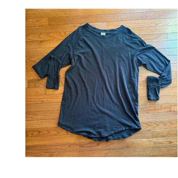 We The free long Sleeve tee Medium Charcoal/vintage black Raw Hem - Picture 13 of 14